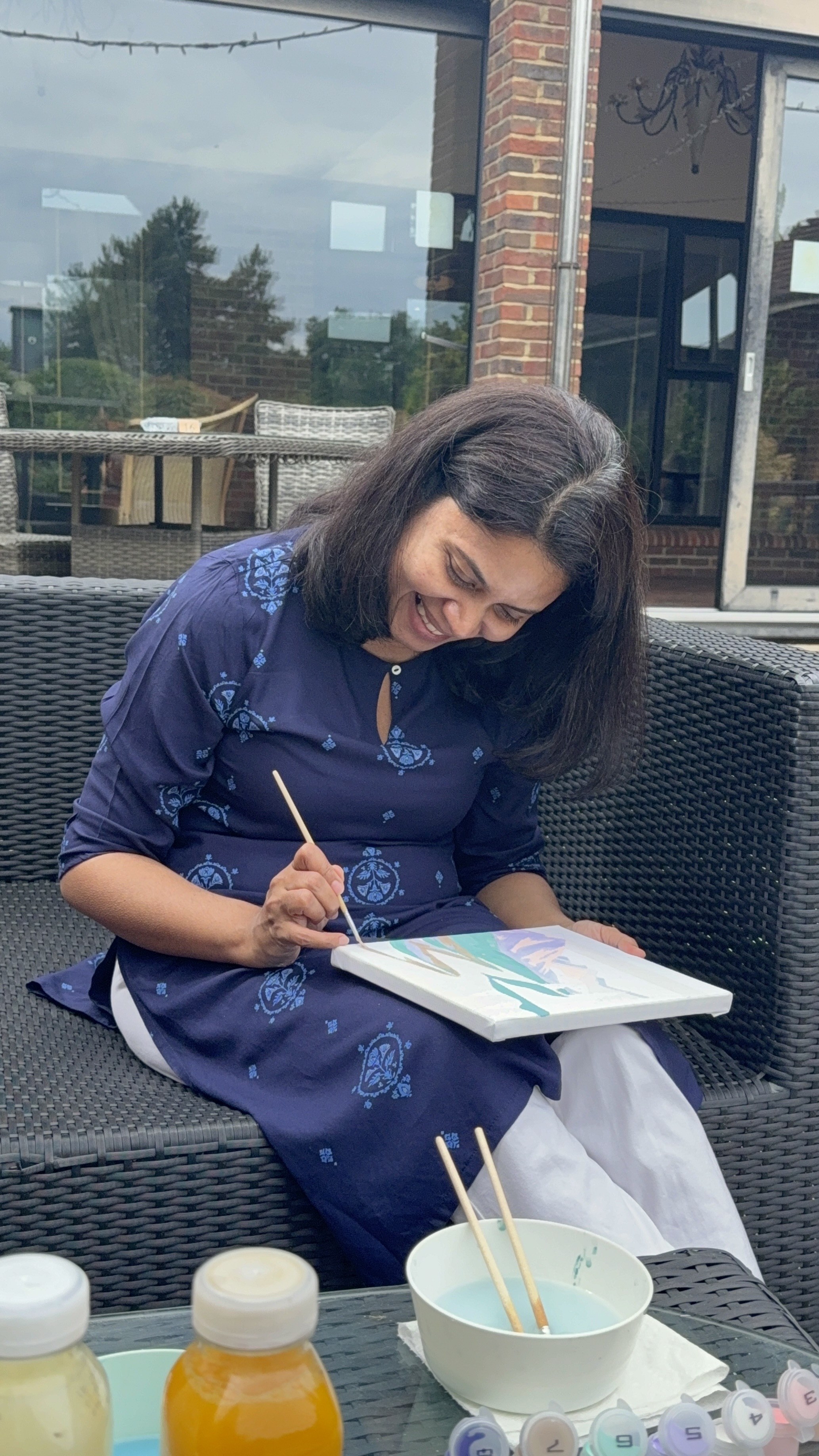 Meet Yourself event — painting activity