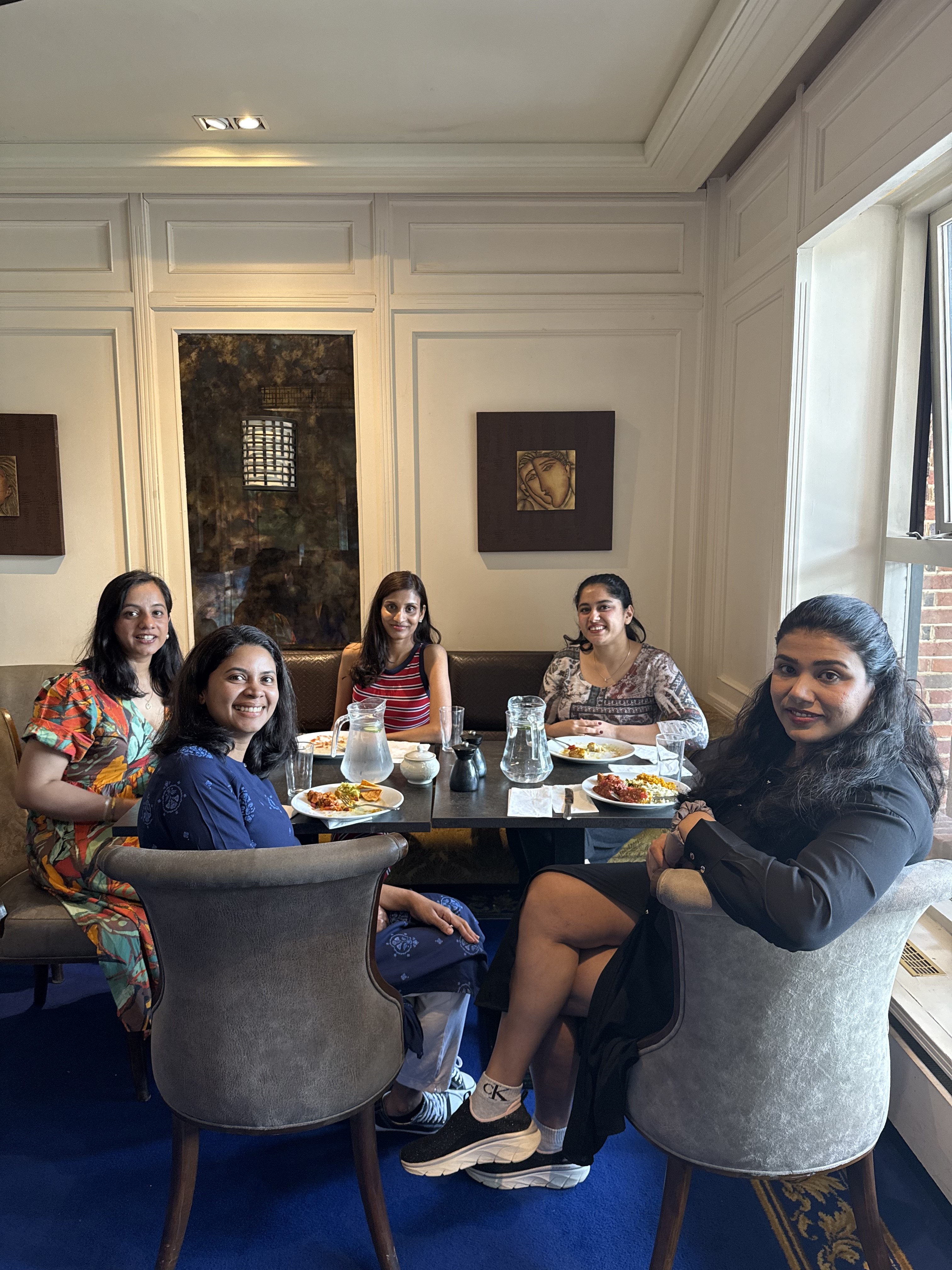 Meet Yourself event — lunch together